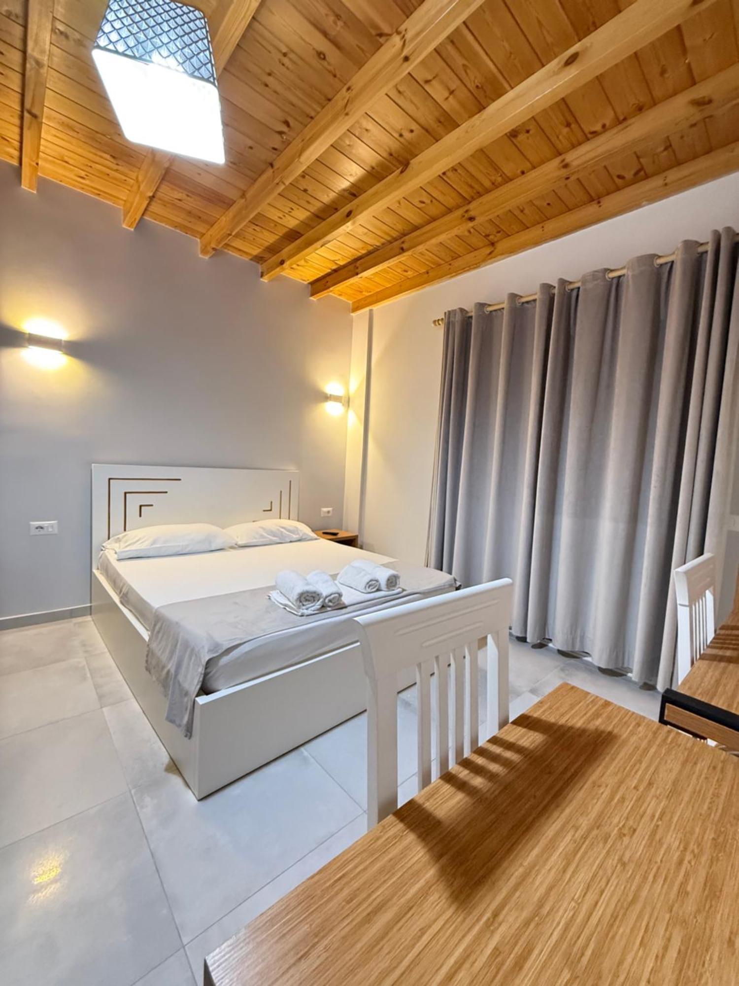 Maison Apartments Vlorë Exterior foto